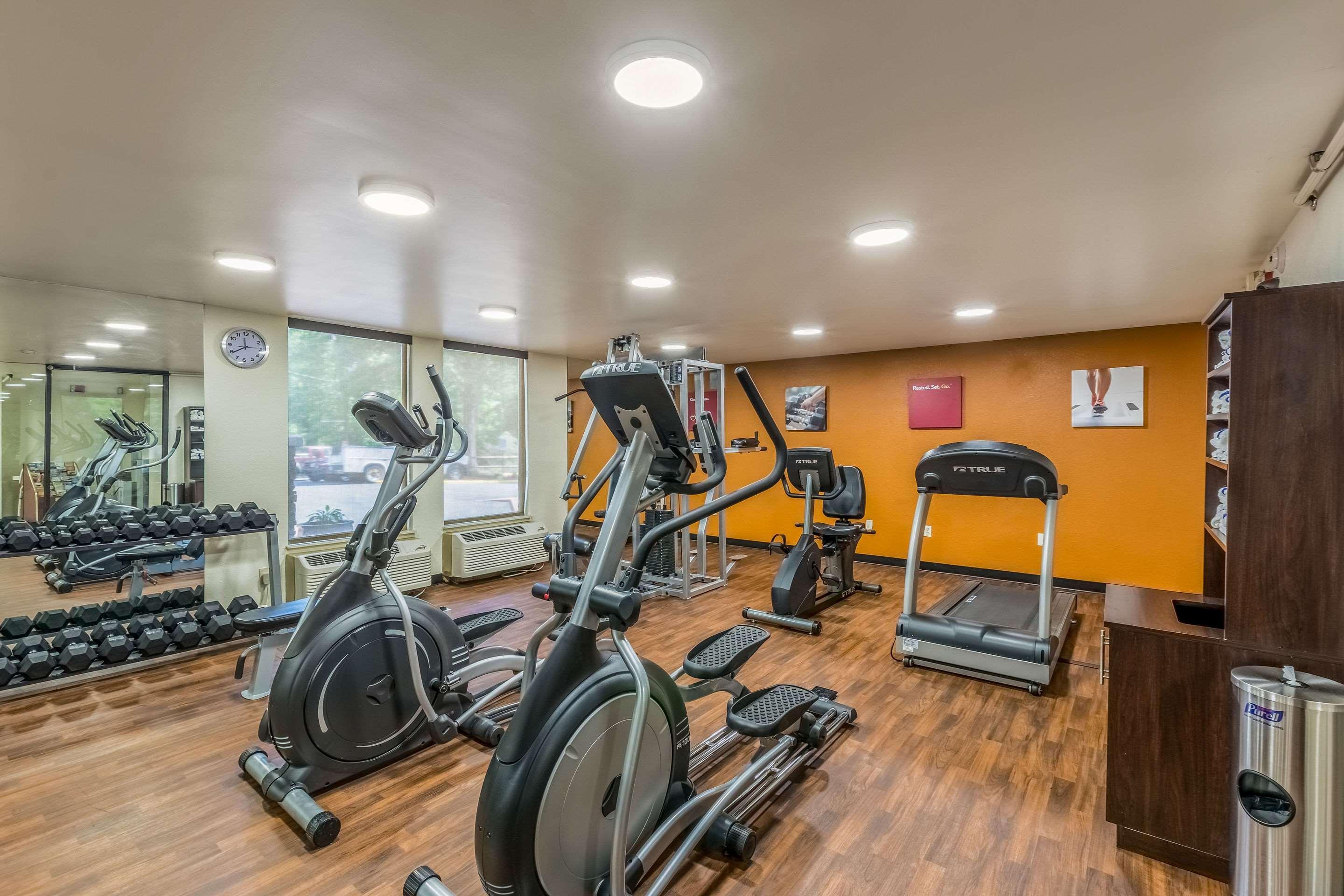 Comfort Inn Charlotte Airport Uptown Bagian luar foto
