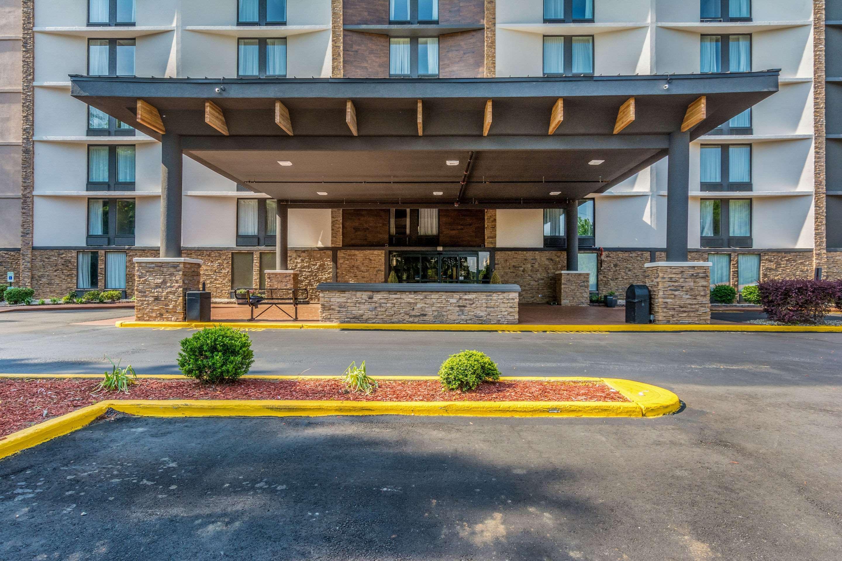 Comfort Inn Charlotte Airport Uptown Bagian luar foto